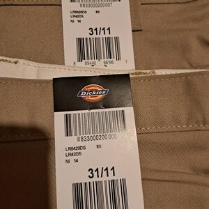 Men's Dickies cargo shorys